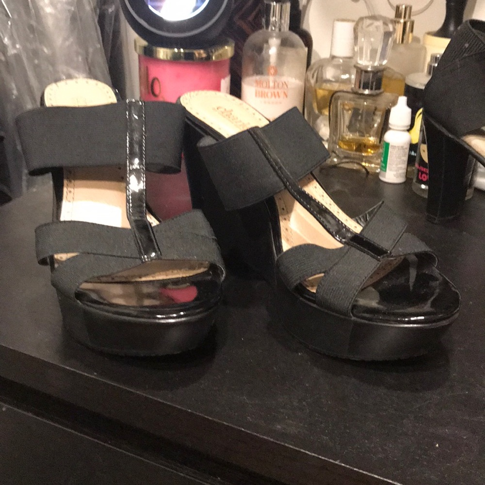 Charles davis wedge